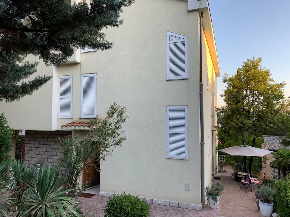 Apartments Lukas Novi Vinodolski Luaran gambar